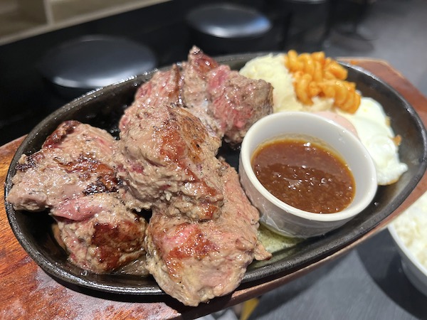 食べログ3 43 肉と米ハジメ秋葉原店 のレアステーキが絶品すぎた 秋葉原の情報メディア あきばる